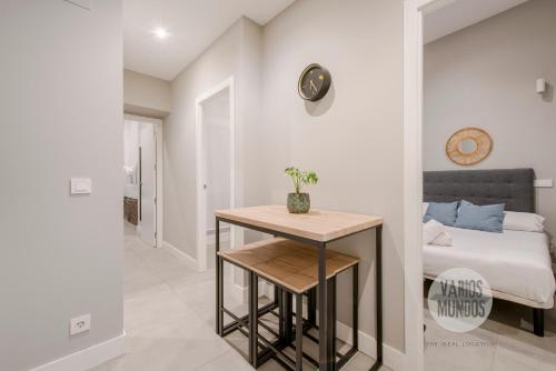 Modern Design Apt para 7 en Cortes-Museo del Prado - main image