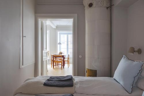 Gamla Stan Apartments Room Type - Classic One-Bedroom Apartment with King Bed
