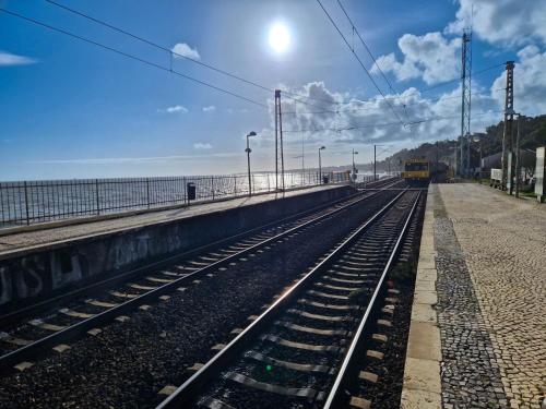 Riverfront 2 Bedrooms with Balcony Riverfront 2 Bedrooms with Balcony