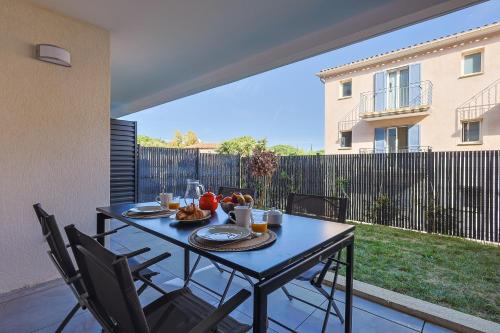 One-Bedroom Apartment room in Casa Kenez - A 5min de la plage