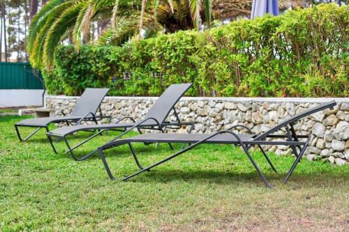 Elegant Villa in Corroios with Private Pool in ไซซัล