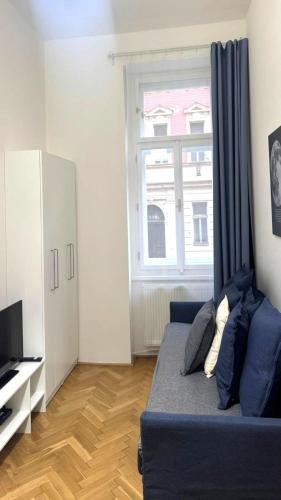 One-Bedroom Apartment with City View image 8