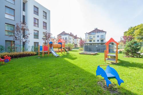 APARTAMENTY MIERZEJA - MARINA, Katy Rybackie, Klimatyzacja, Przyjazne Zwierzetom, 100 m od Zalewu Wi in Katy Rybackie