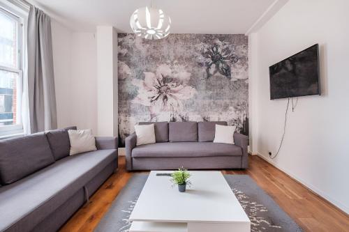 Oxford Street Apartments by Advan - image 8
