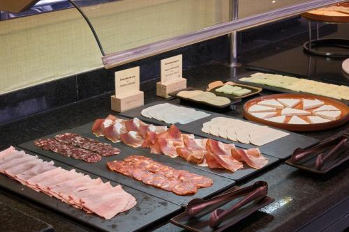 Catalonia Park Putxet - image 8