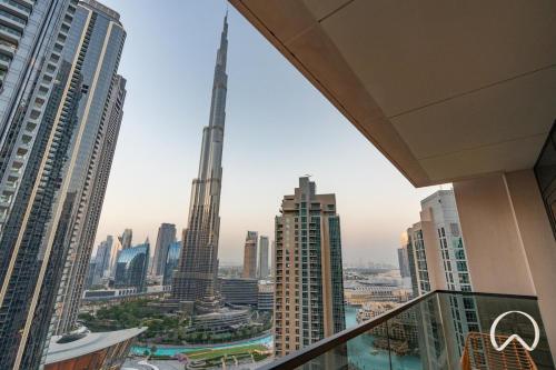 Luxurious 4BR In Act 1 Act 2 With Burj Khalifa View, Dubái (foto 6)