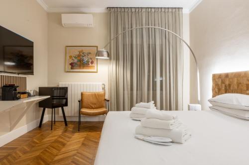 Suite with Terrace image 3