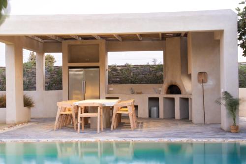 Amaryl Seaside Residence