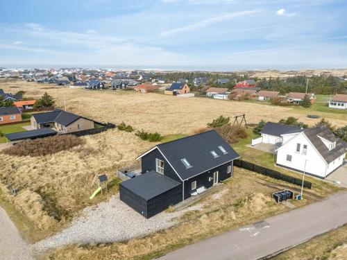 Pool House With Activity Room, Built In 2020, With A View Of The North Sea, Nørre Vorupør