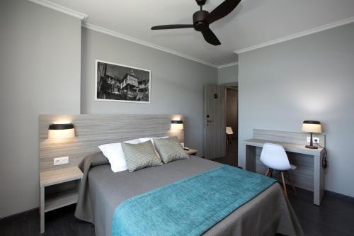 Superior Double Room room in Hotel Combarro