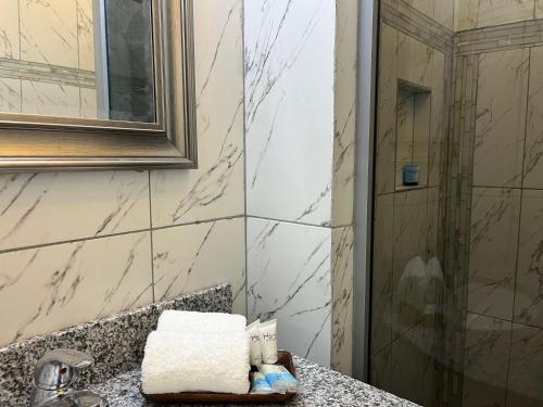 Luxury 2 bedrooms apartment on the East Coast