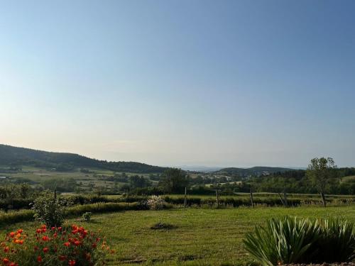 View, Le Pastoureau in Saint-Clair