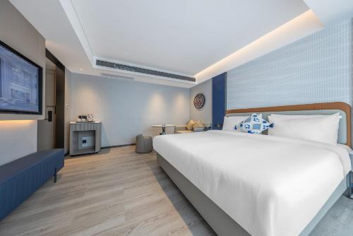 Double Room with Private Bathroom image 3