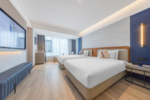 Deluxe Twin Room room in Lijiang OKDAY HOTEL