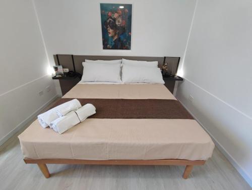 Double Room with Park View image 10