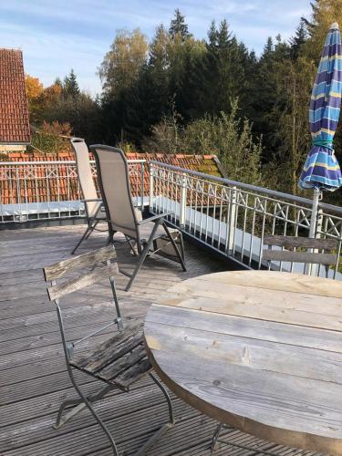 Erkély/terasz, Apartment mit Blick ins Grüne (Apartment mit Blick ins Grune) in Mitterfels