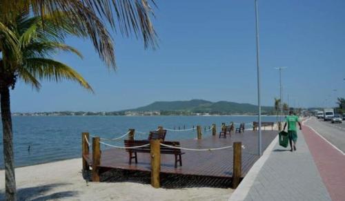 Casa com 2 quartos e 2 banheiros na Lagoa do Centro in เอสตาเซา