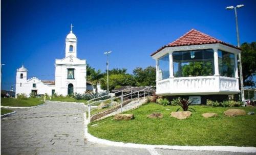 Casa com 2 quartos e 2 banheiros na Lagoa do Centro in เอสตาเซา