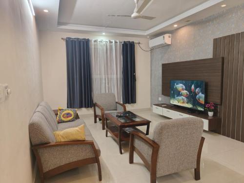 Lavish 3BHK at 6 Floor Only for Family