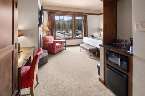 Lodge at Whitefish Lake - image 5