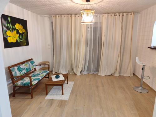 charmant T2 rénové avec goût - Location saisonnière - Saint-Joseph