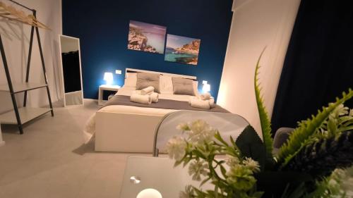 Two-Bedroom Apartment with City View room in Blu Eracleo