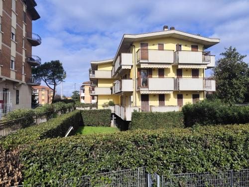 Two-Bedroom Apartment image 1