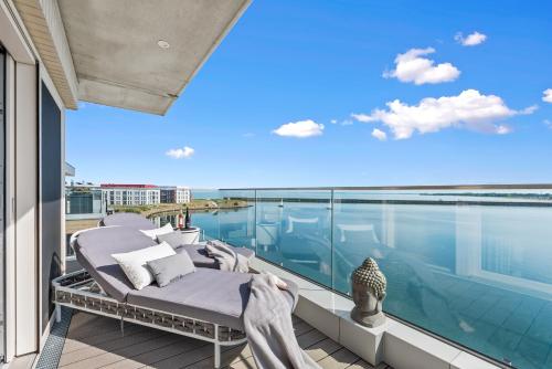 Balcony/terrace, Himmel und Meer- direkt am Wasser mit Hafenblick in Olpenitz