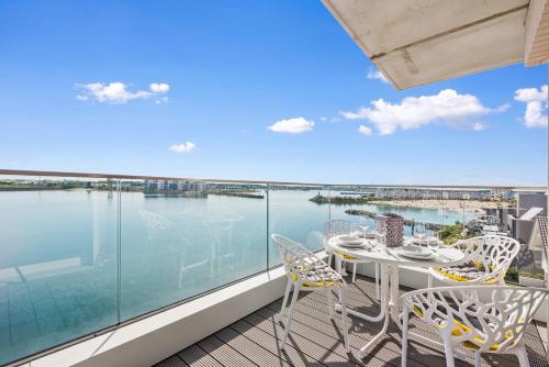 Balcony/terrace, Himmel und Meer- direkt am Wasser mit Hafenblick in Olpenitz