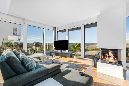 Villa King Erste Lage, Dachterrasse, Meerblick, Carport, Kamin, Sauna, Terrasse, Aussenrolllaeden in 奧賓尼特茲
