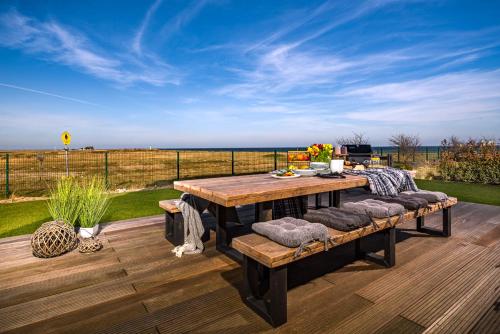 花園, Villa King Erste Lage, Dachterrasse, Meerblick, Carport, Kamin, Sauna, Terrasse, Aussenrolllaeden in 奧賓尼特茲