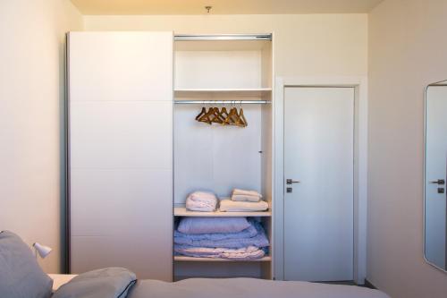 Spacious New 1BD Levinski Florentin Spacious New 1BD Levinski Florentin