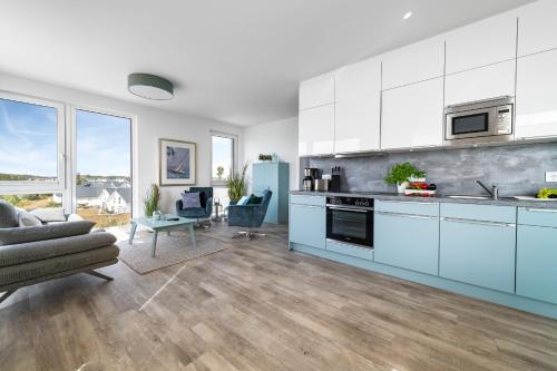 Kitchen, BeachViewOne- 3OG, Meerblick, Balkon, Kamin, Sauna in Olpenitz
