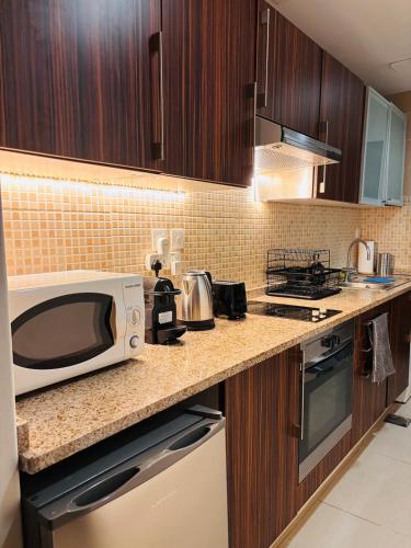 ZenStay - Cozy Studio with City Views, Dubai (photo 6)