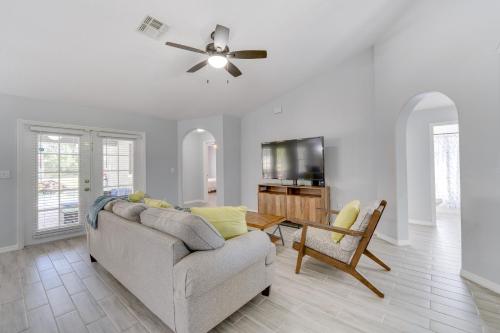 Inviting Kissimmee Home with Lanai and Private Pool! in Kissimmee, USA