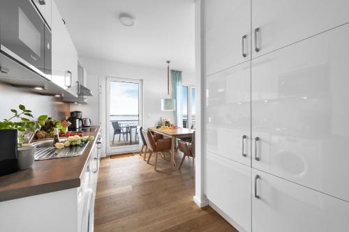 Kitchen, Ocean Feeling- 1 OG, Balkon, Ostseeblick, Kamin in Olpenitz