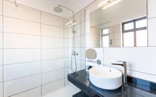 Chambre double avec 1 ou 2 lits, confort, vue sur la mer