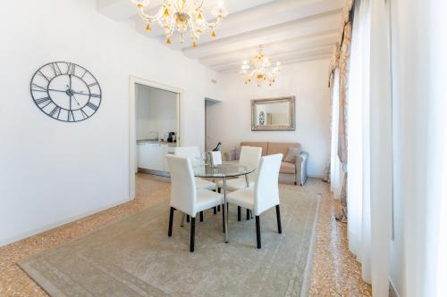 San Teodoro Palace - Luxury Apartments - image 11