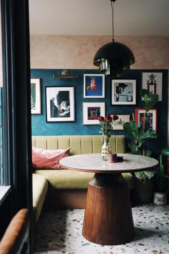 Peaceful & Unique Maisonette In Zone 2, Londra (foto 4)