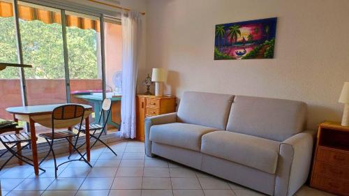 One-Bedroom Apartment with Balcony