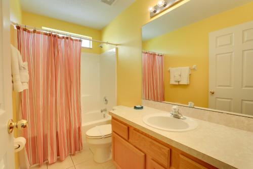 Emerald Island Villa with Pool 7 Mi to Disney! - image 11