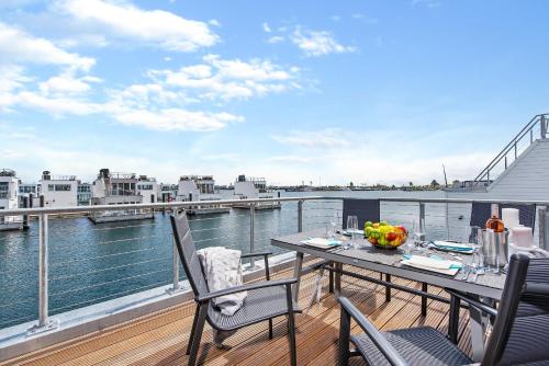Balcony/terrace, 5 Beaufort - Wasserhaus, Meerblick, Sauna, Dachterrasse, Bootsanleger, Strandkorb in Olpenitz