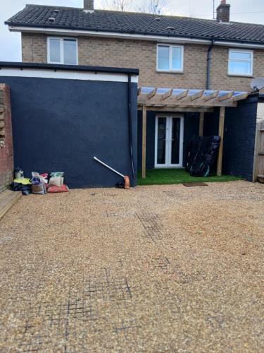 Newly Refurbed, Driveway, 4-BR House, Ensuite, Northampton (foto 8)
