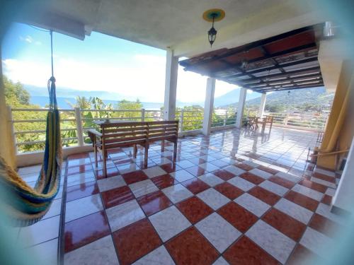 Hotel Peneleuu in San Pedro La Laguna