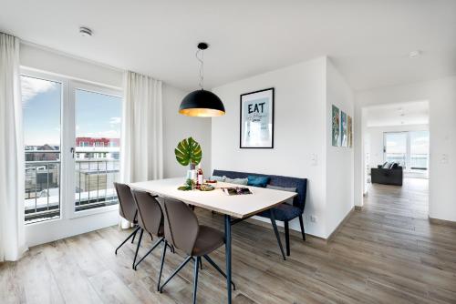 Kitchen, Sky 65 Plus - Penthouse mit Meerblick fur 6 Personen in Olpenitz