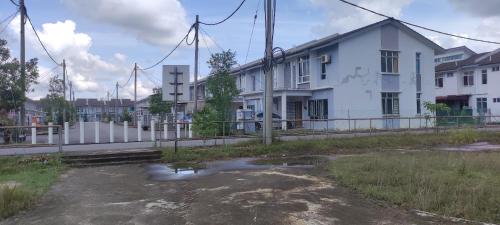 Arif & Asna Family's HOMESTAY