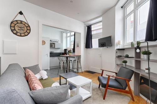Appartement de charme au coeur des Batignolles, Paris