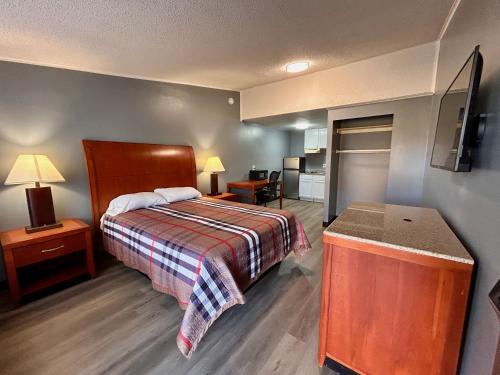 Sunwestern Suites in 巴爾哈柏 (GA)