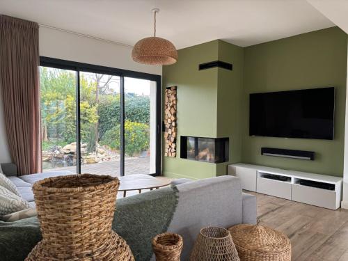 Luxury villa piscine chauffée confort exceptionnel (Luxury villa piscine chauffee confort exceptionnel) in Aco de Gilous