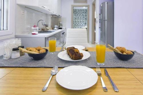 Modern fully-equipped house, 5 min walk from metro in Agia Paraskevi